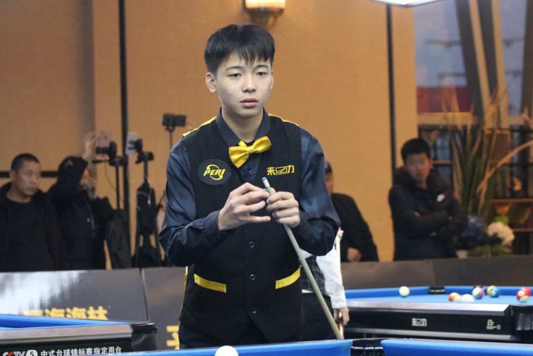 法尔克：拜仁不再领跑约纳坦-塔争夺战，皇马已联系球员团队